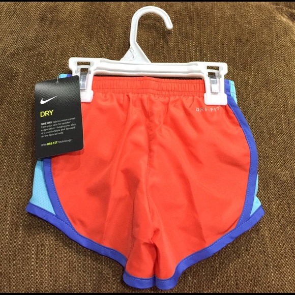 π NIKE DRI - FIT π COLLECTION SPORTS STYLISH KIDS SHORTS . - Picture 2 of 4