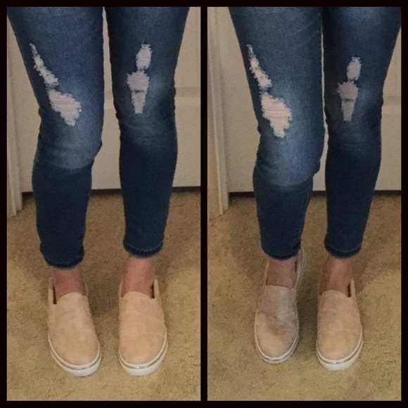 1 LEFT‼️FINAL SIZE 6 CLEARANCE ‼️Blush Slip On's - Picture 5 of 7