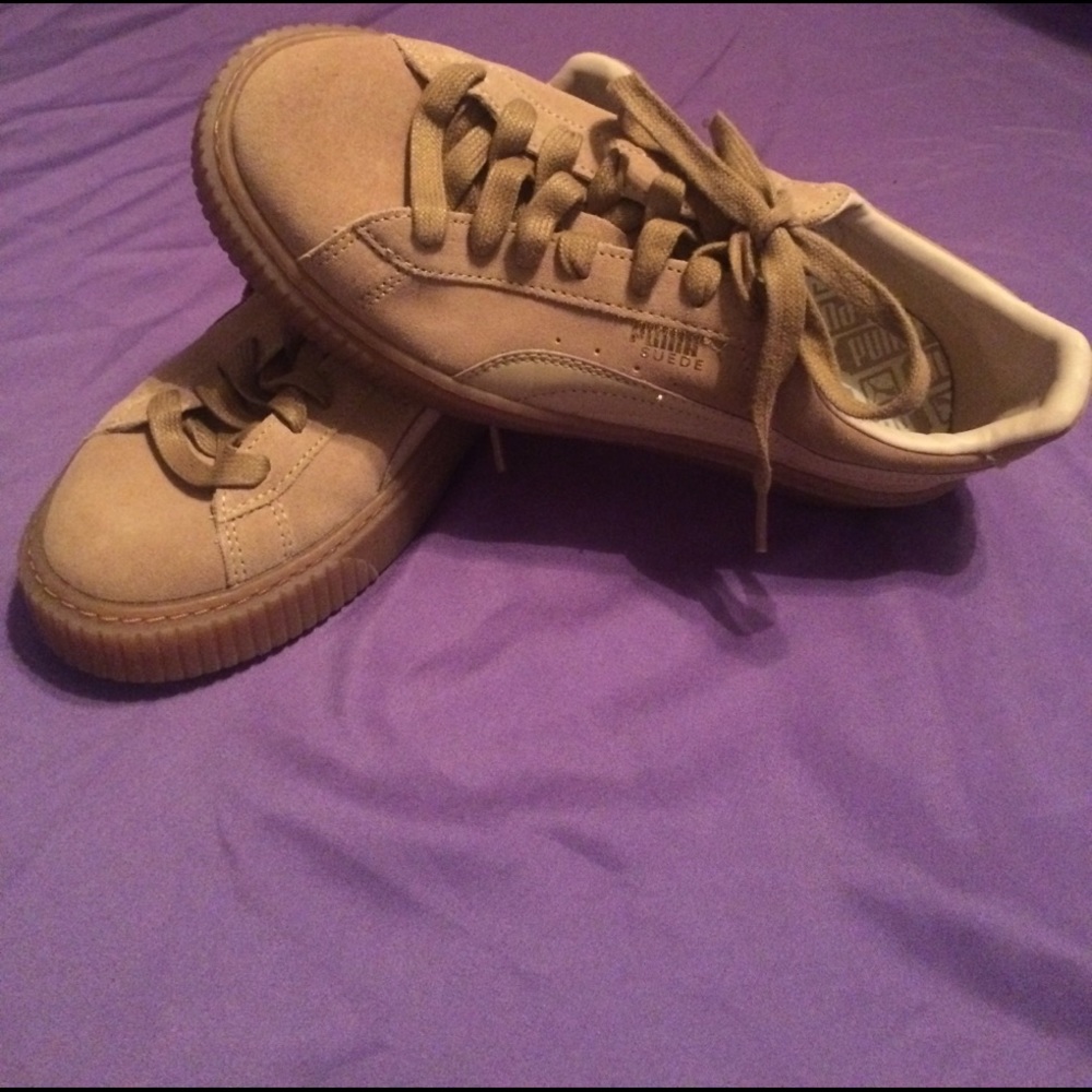 Oatmeal Puma Suede Creepers size 8.5