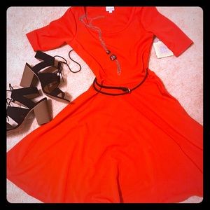 BNWT 💕😍GORGEOUS💕 Lularoe Small Nicole Red