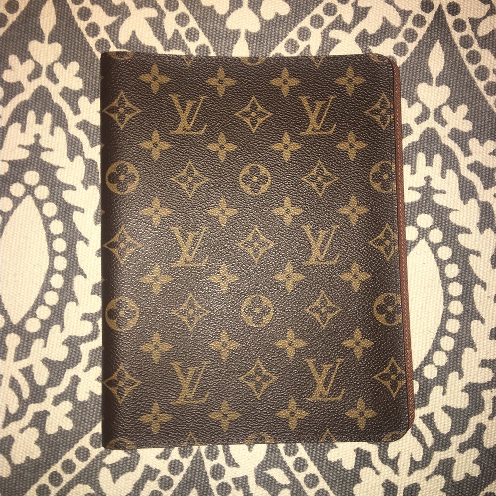 ***SOLD ON TRADESY*** Louis Vuitton Desktop Agenda