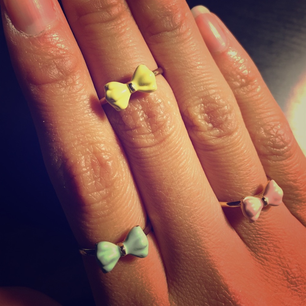 colorful bow rings（3 ）