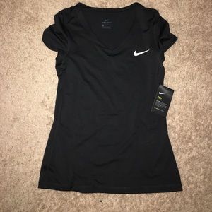New black Nike dri-fit t shirt. Size medium