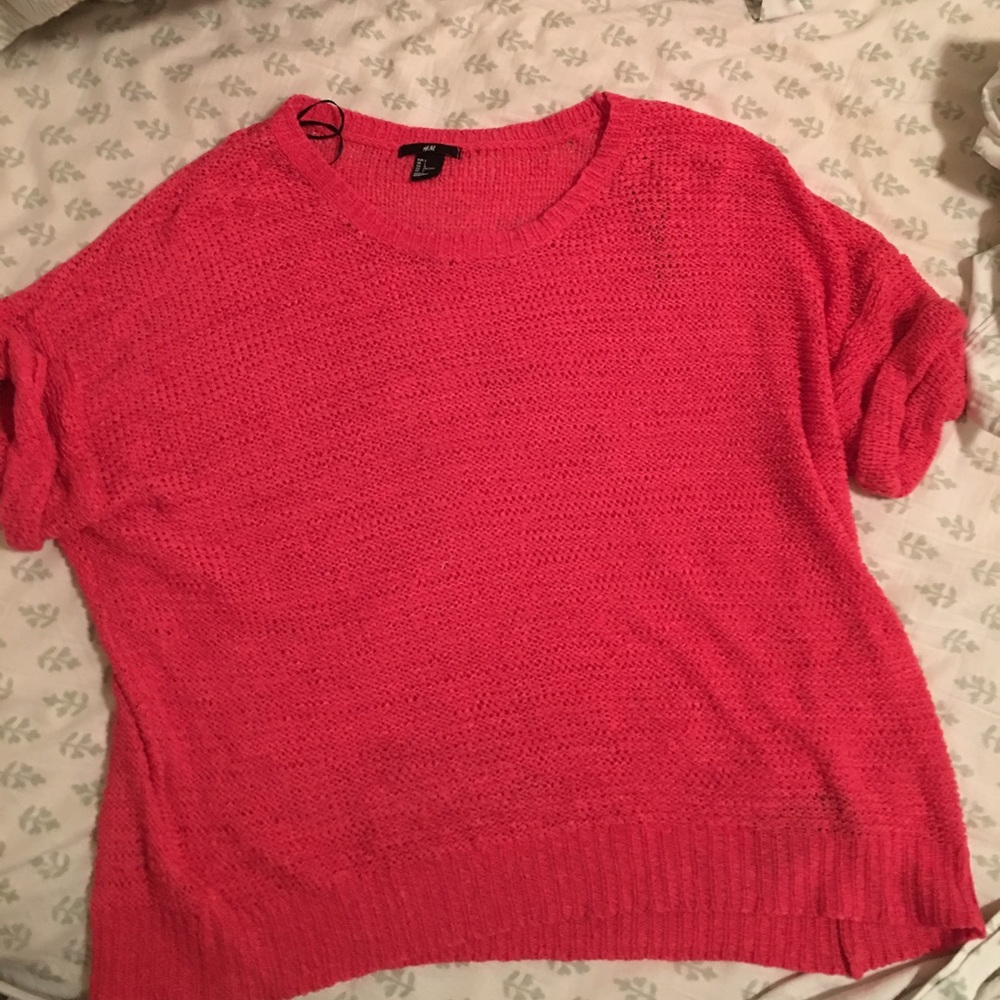 H&M hot pink sweater shirt