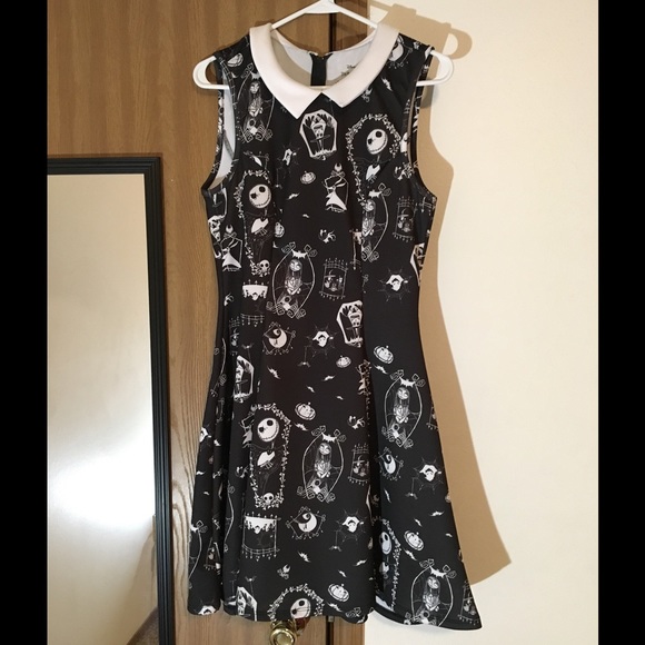 Hot Topic Dresses & Skirts - Hot topic nightmare before Christmas dress