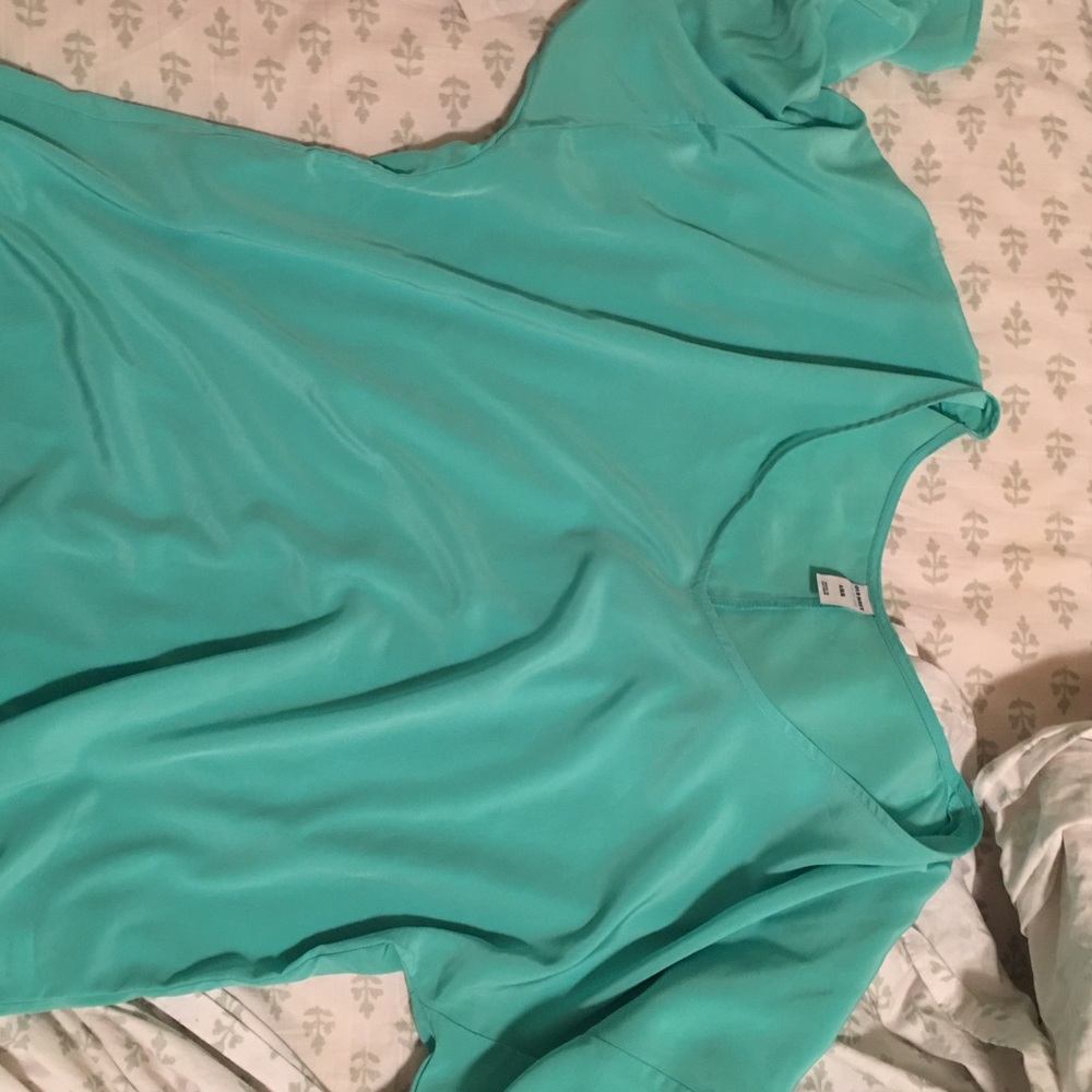 Quarter sleeve shirt