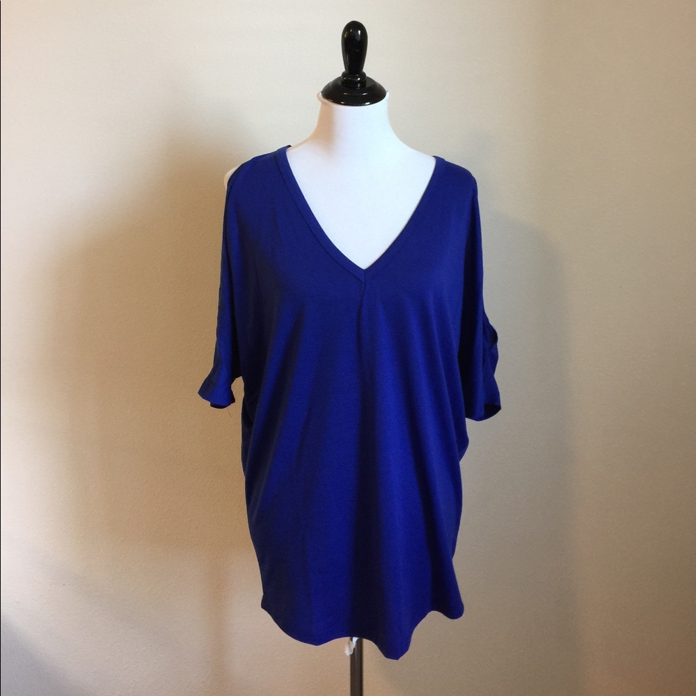 🎉Last One🎉Cold Shoulder Low Cut  blouse top - Picture 5 of 6