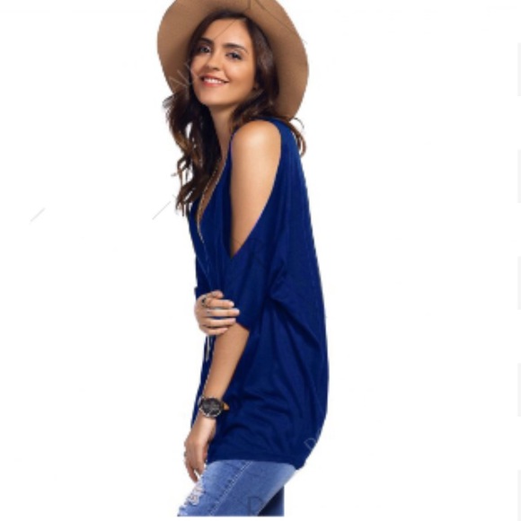 🎉Last One🎉Cold Shoulder Low Cut blouse top - Picture 2 of 6