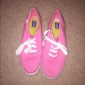 Pink keds
