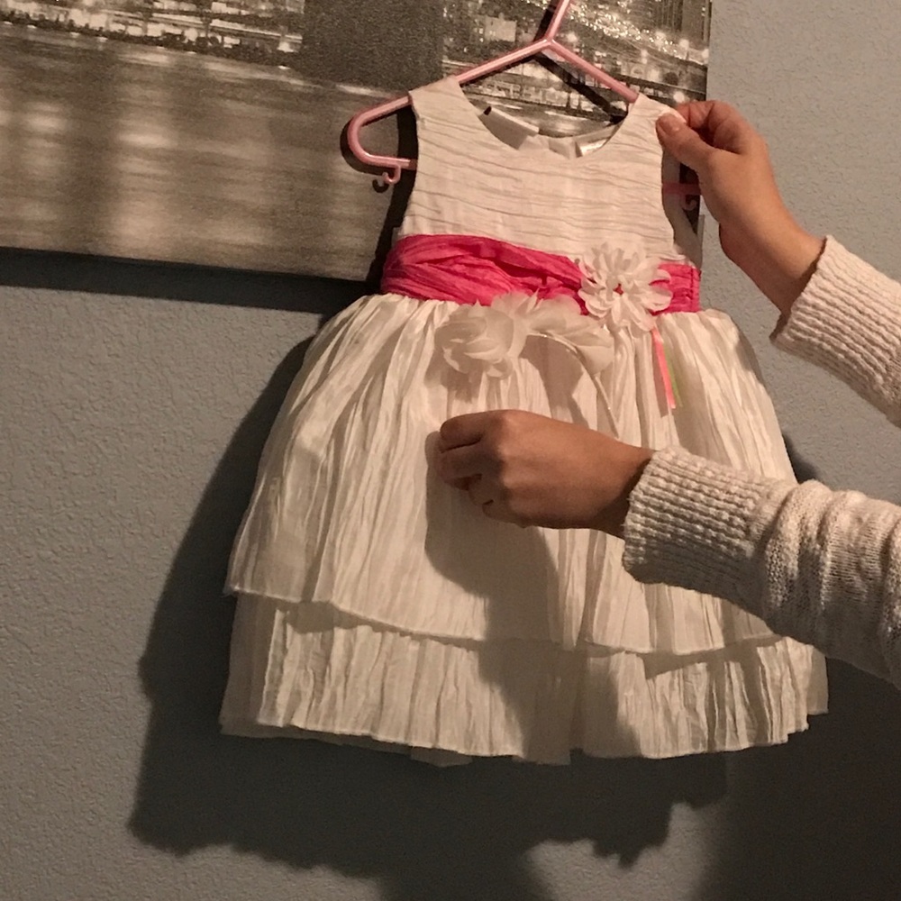 Beautiful Easter white and pink dress🌸