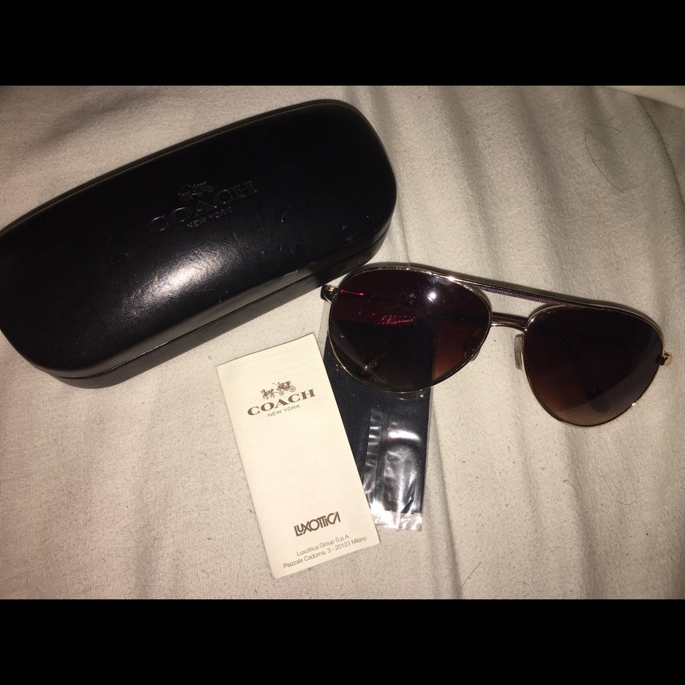 ✨COACH SUNGLASSES✨