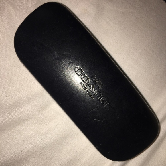 ✨COACH SUNGLASSES✨ - Picture 2 of 4