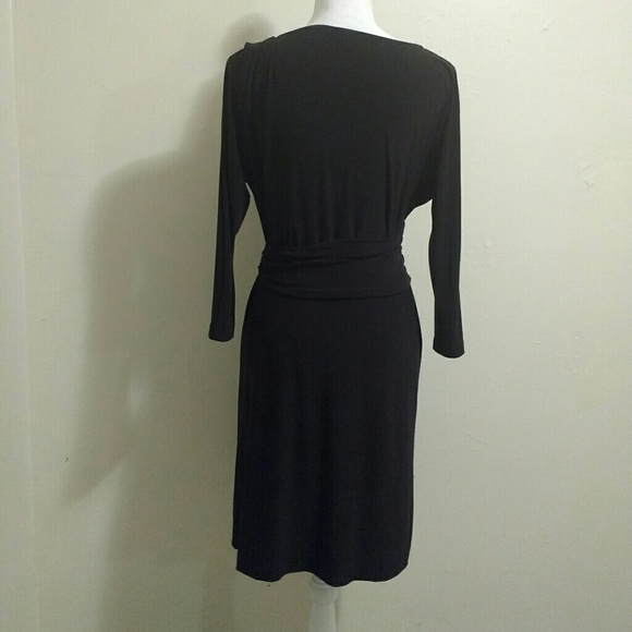 Vince Camuto Dresses - Vince Camuto Sheath Dress Vince Camuto Dresses - Vince Camuto Sheath Dress