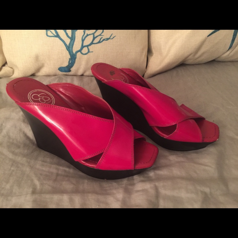 Jessica Simpson Red Cross over wedge mule