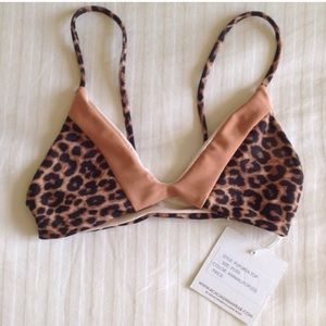 Acacia pupukea in animal print