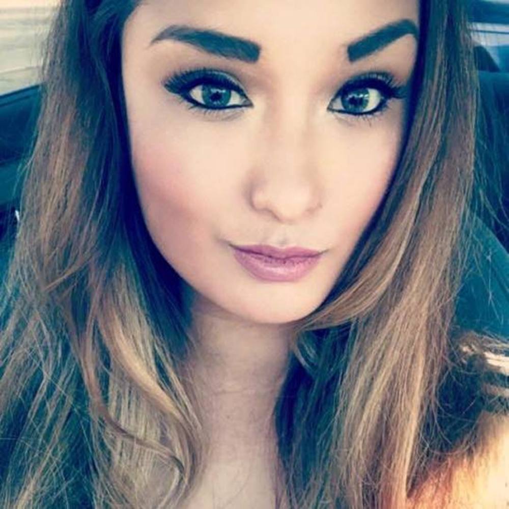 Meet your Posher, Cindy