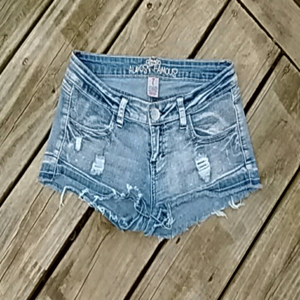 Almost Famous stretchy shorts