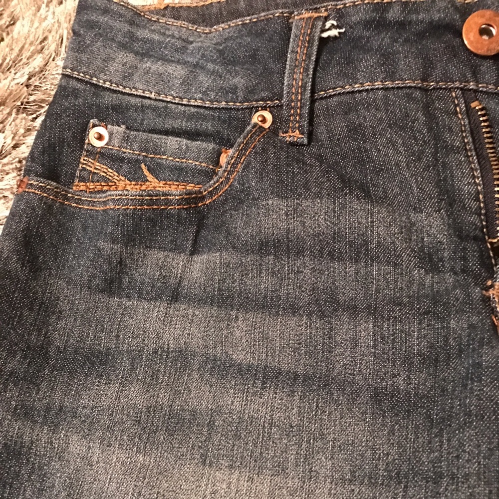 🔴60% OFF 💕WOMAN's STRAIGHT LEG JEANS 💕 - Picture 5 of 7
