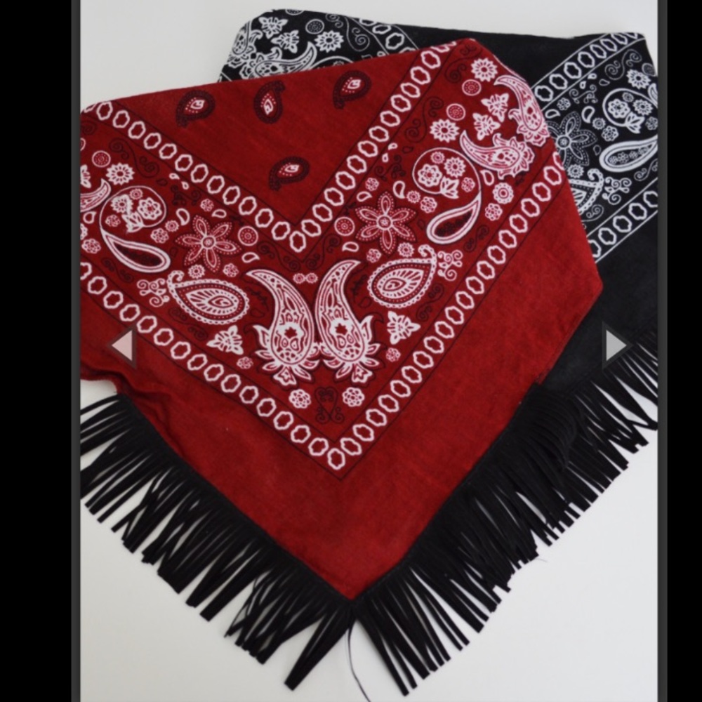 Moonlight fringe bandana (black)