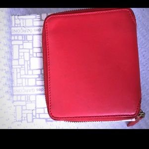 100%authentic comme des garcon (offer accepted)