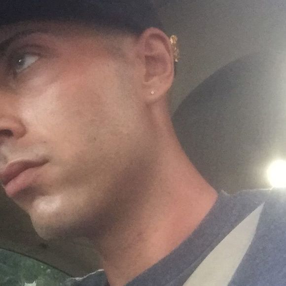 Meet your Posher, Vincenzo - Picture 1 of 1