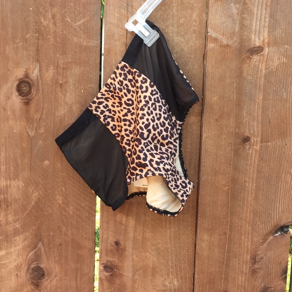 High waisted leopard bikini bottoms