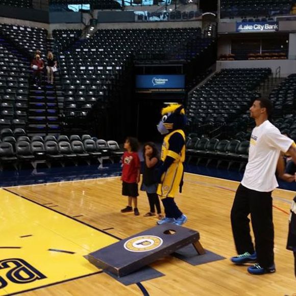 Meet your Posher, Desrick - Picture 1 of 1