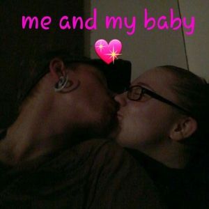 Meet your Posher, Caitlin