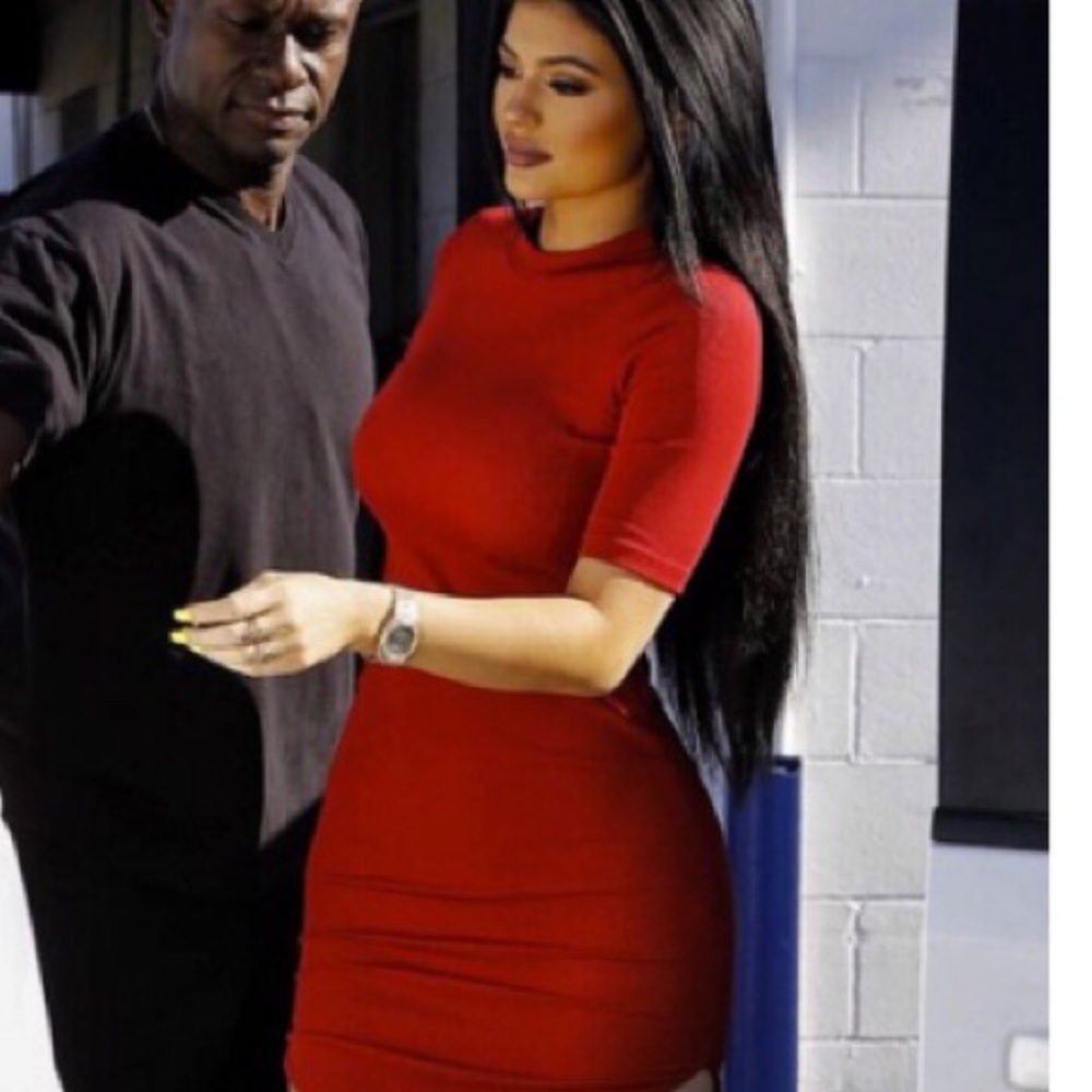 KYLIE JENNER BODYCON DRESS
