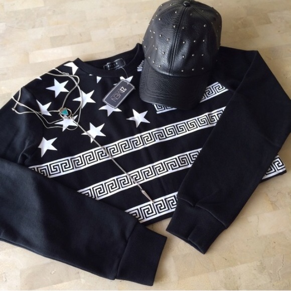 Black White Greek American Flag Print Sweatshirt - Picture 4 of 4