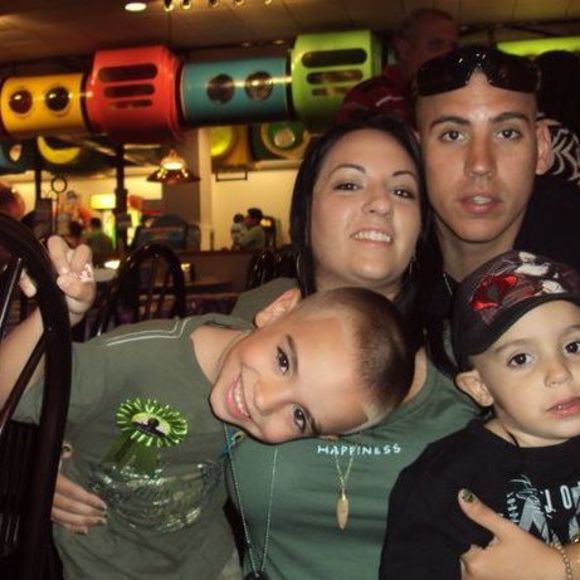 Meet your Posher, Cecilia - Picture 1 of 1