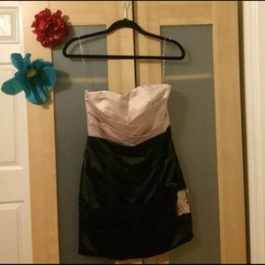 Forever 21 pink & black strapless mini dress