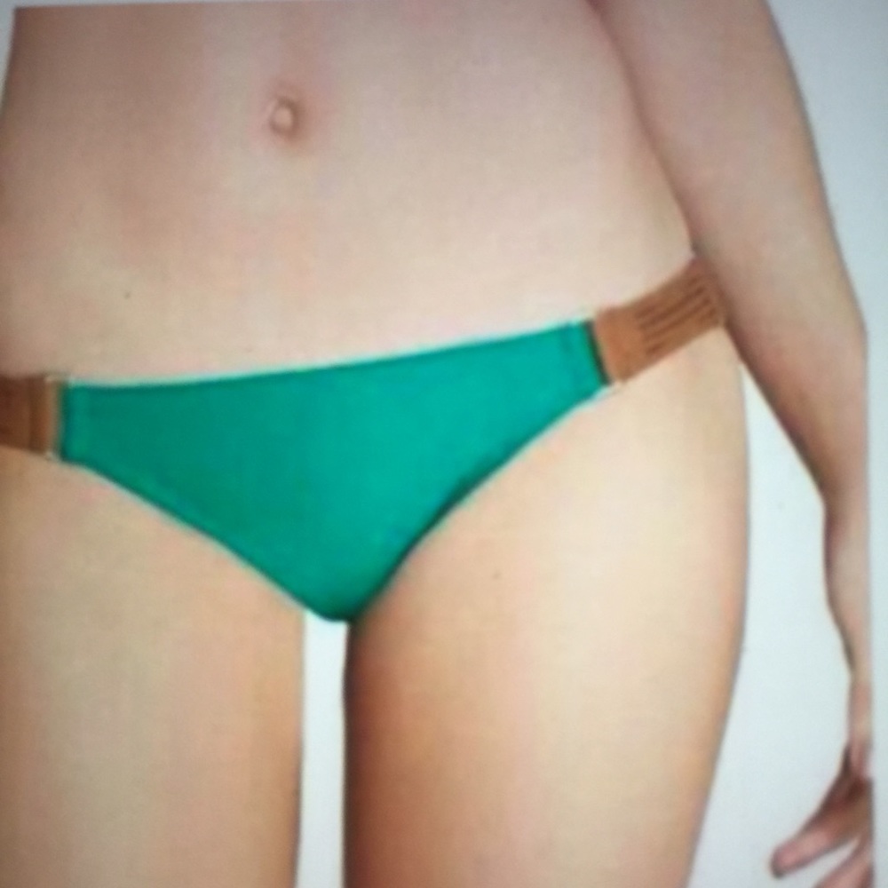 Mar Bikini bottom . NWOT