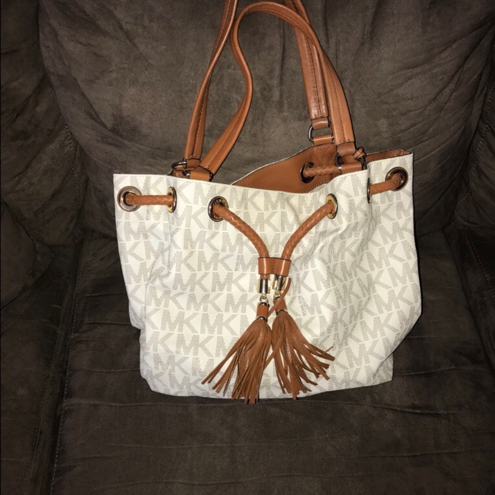Micheal Kors Bag