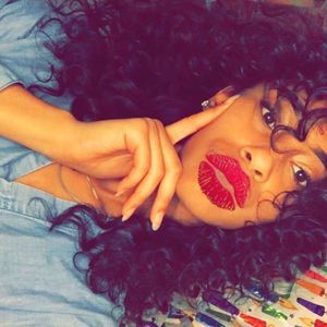 Meet your Posher, Chalise