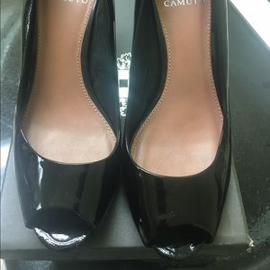 Vince Camuto black patent leather open toe pumps