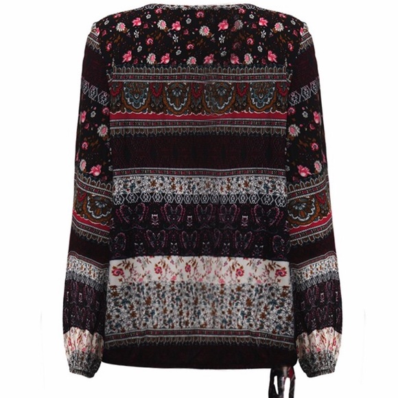 Boho Key-Hole Floral Tunic - Picture 5 of 8