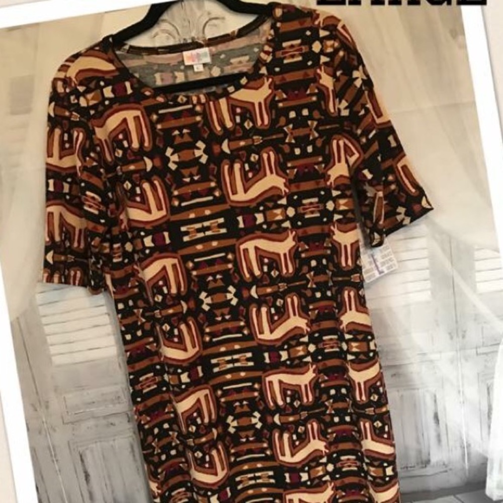 Large LuLaRoe Julia