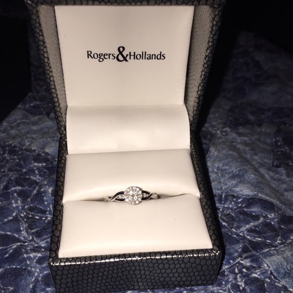 SOLD - Picture 3 of 4