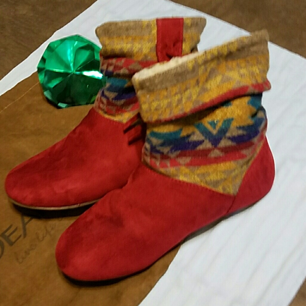 Boho type shoes awesome - Picture 1 of 2