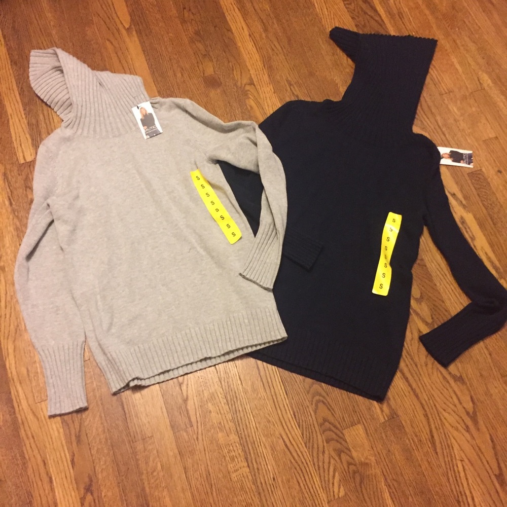 Two Nautica Turtle Neck Sweaters