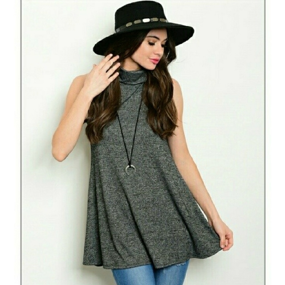 Sleeveless mock neck