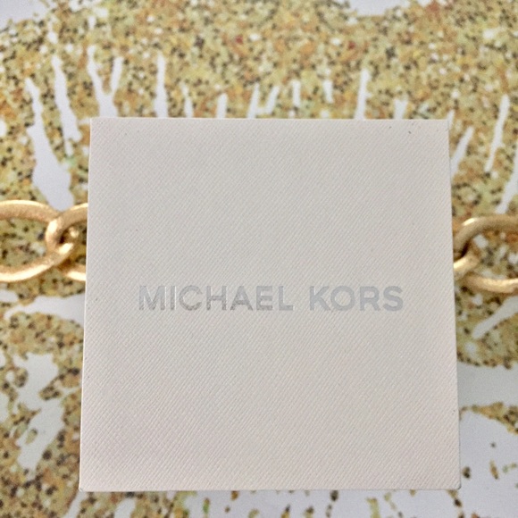 Michael Kors Goldtone Garner Watch NWT - Picture 4 of 4