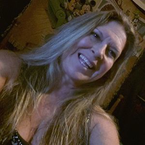 Meet your Posher, Ramona