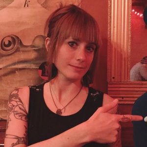 Meet your Posher, Becky