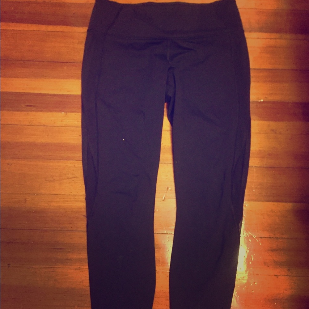 Lululemon Mesh 7/8 Pants