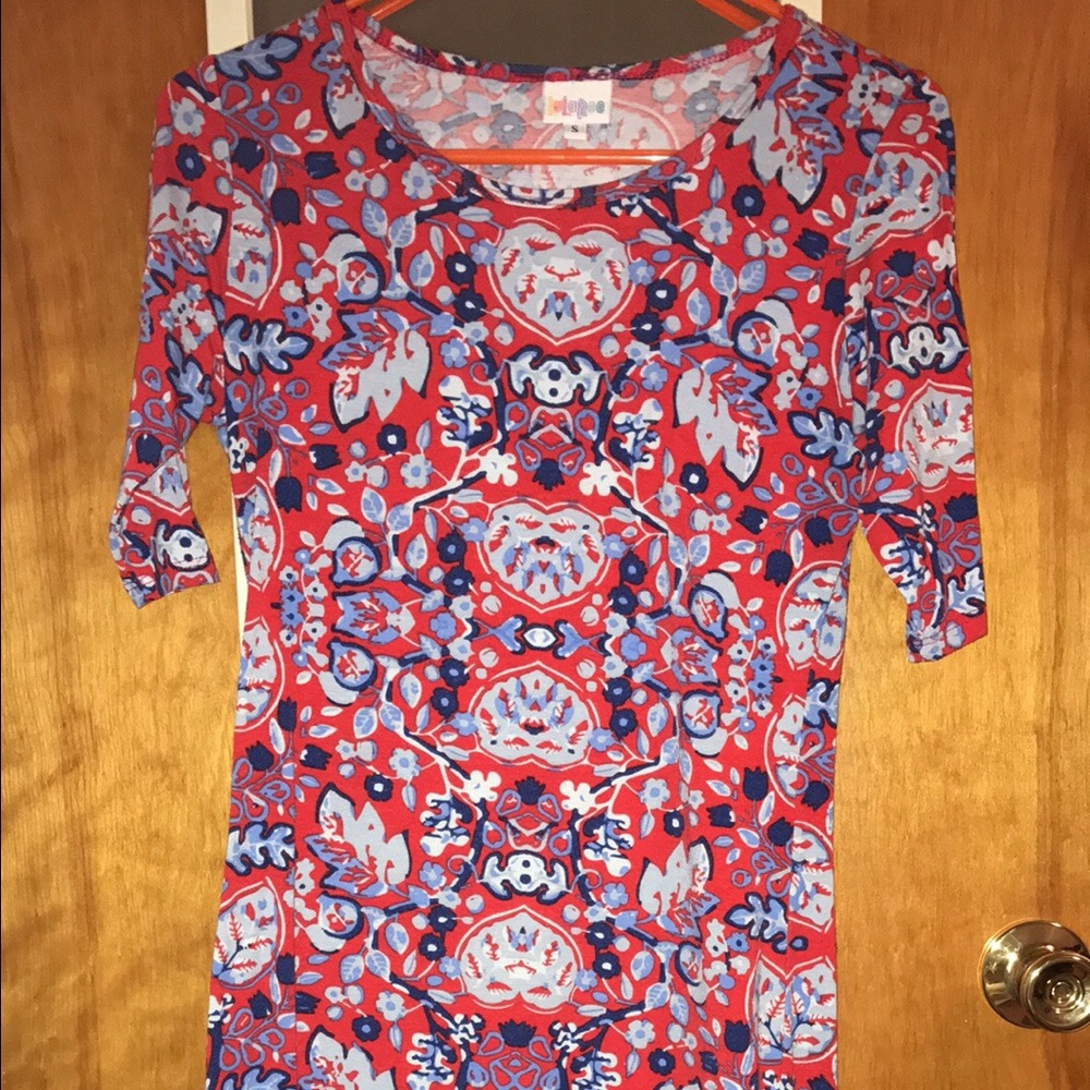 *LulaRoe Julia*