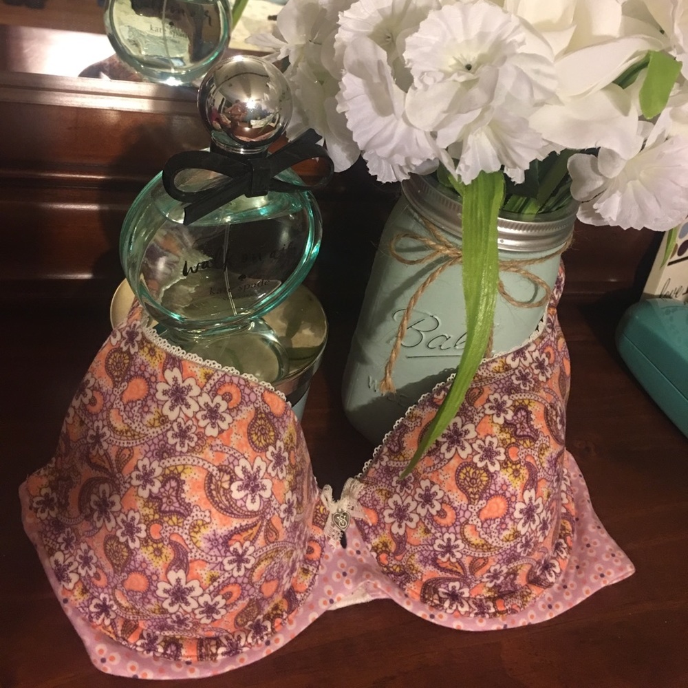 Victoria's Secret bra