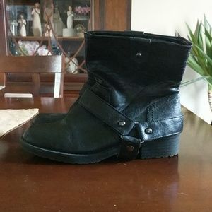 Cute black moto boots