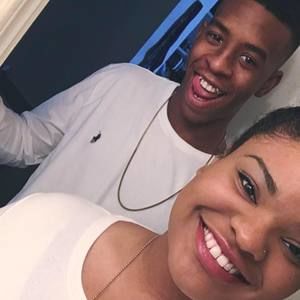 Meet your Posher, Dellanne